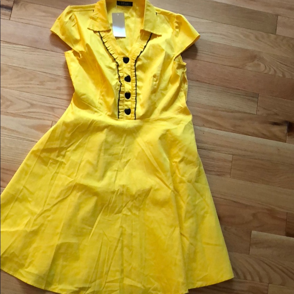 yellow dress XL comes with a wrap belt